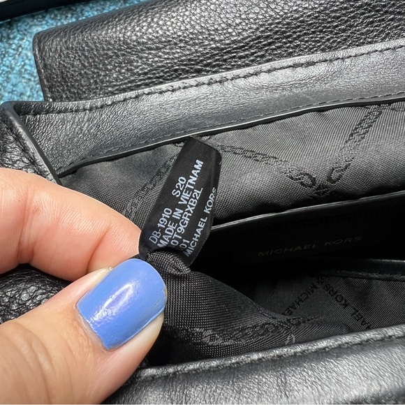 Michael Kors Raven Medium Pebbled Leather Backpack in Black - Picture 7 of 14